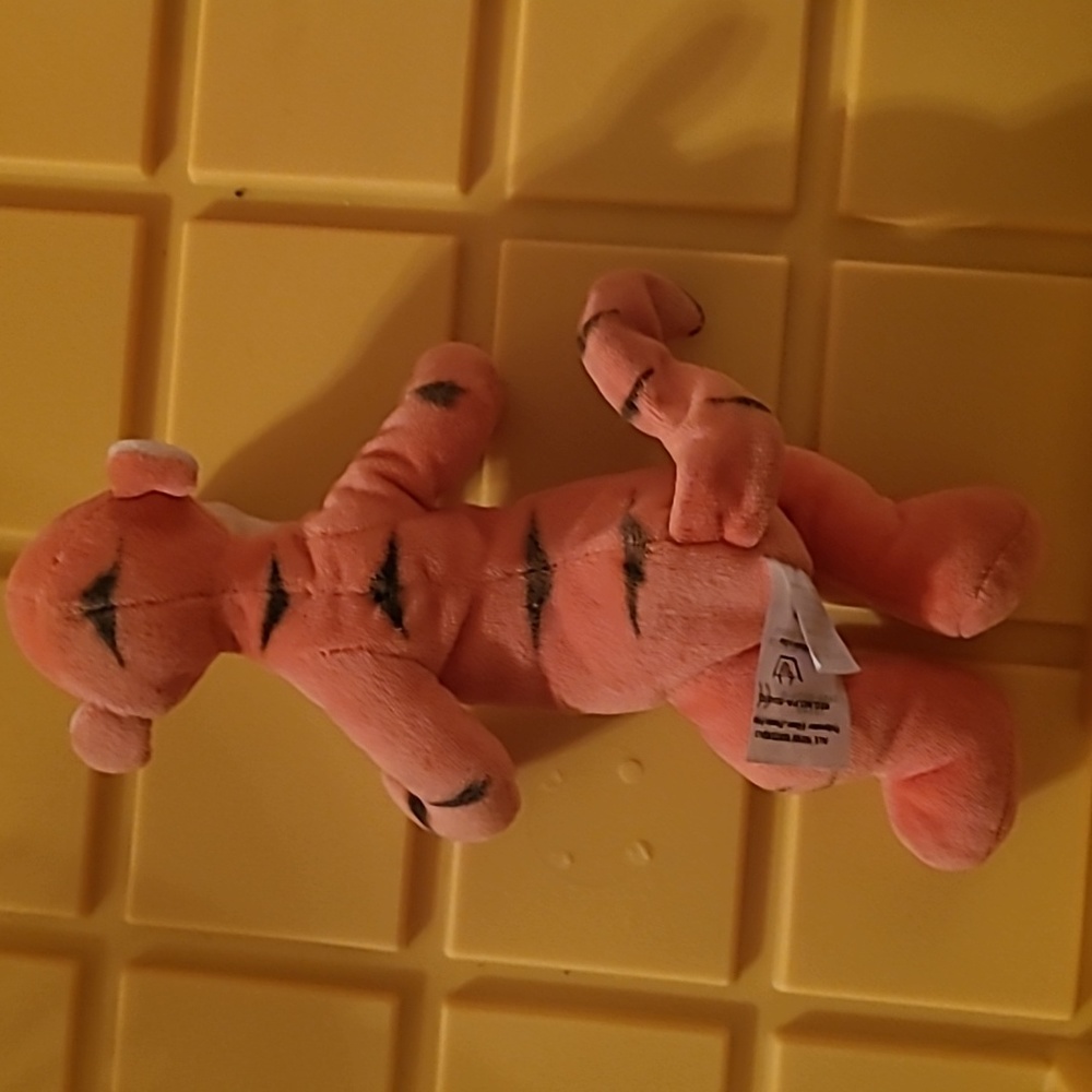 Tigger plush - Picture 2 of 4